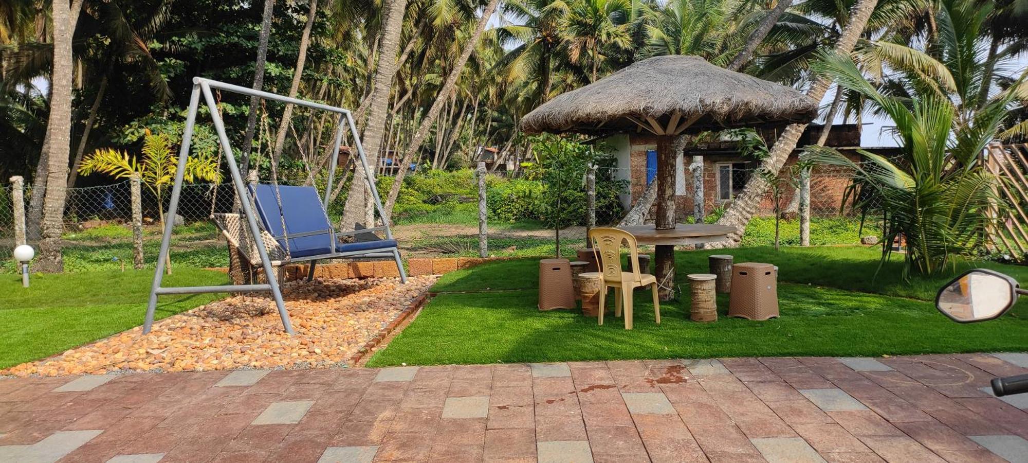 Corniche Beach Resort Mulappilangād Cameră foto
